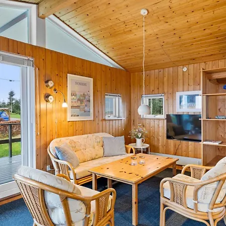 Slava - 75m From The Sea By Interhome Hesselager