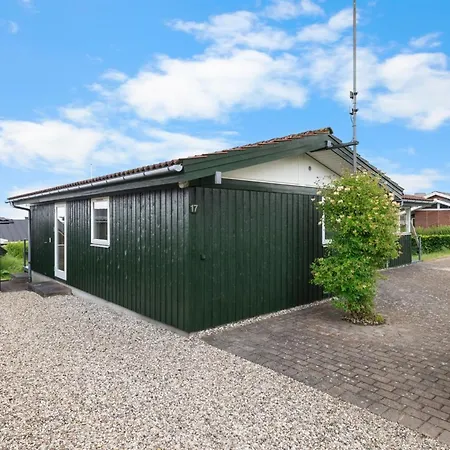 Slava - 75m From The Sea By Interhome Hesselager