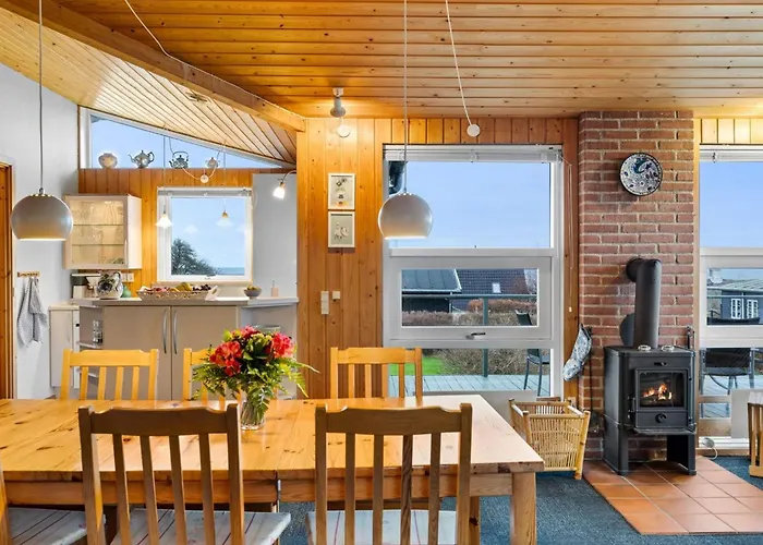 Slava - 75m From The Sea By Interhome 펜션 *