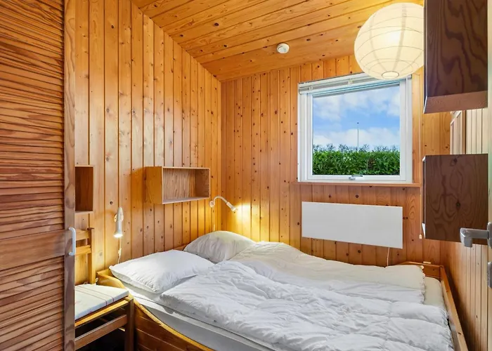 Slava - 75m From The Sea By Interhome 펜션 *