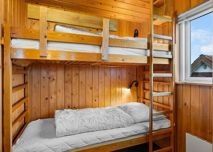 Slava - 75m From The Sea By Interhome 펜션 *