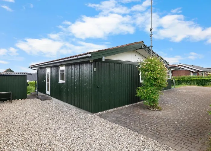 Slava - 75m From The Sea By Interhome Hesselager